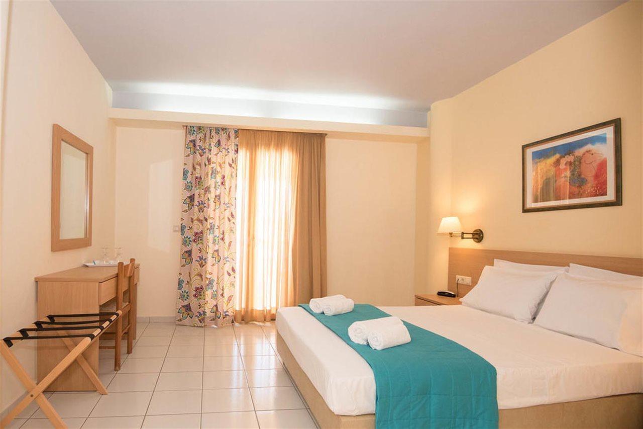 Sissi Bay Resort Luaran gambar